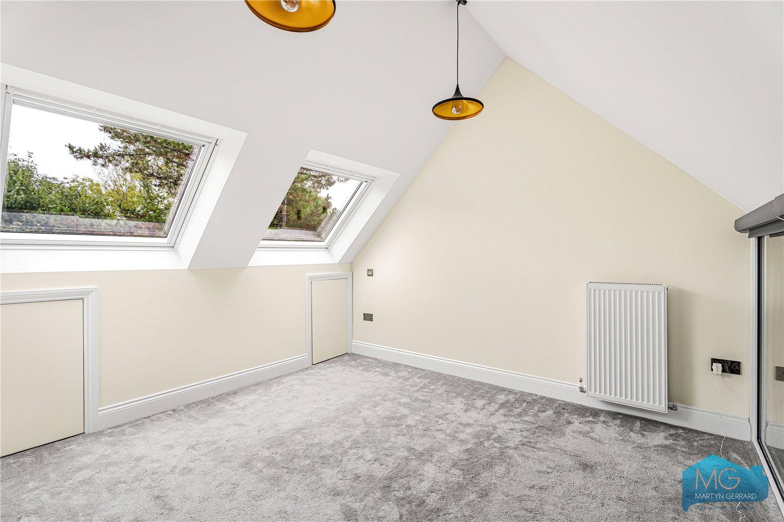2 bedroom Apartment for sale - Martyn Gerrard