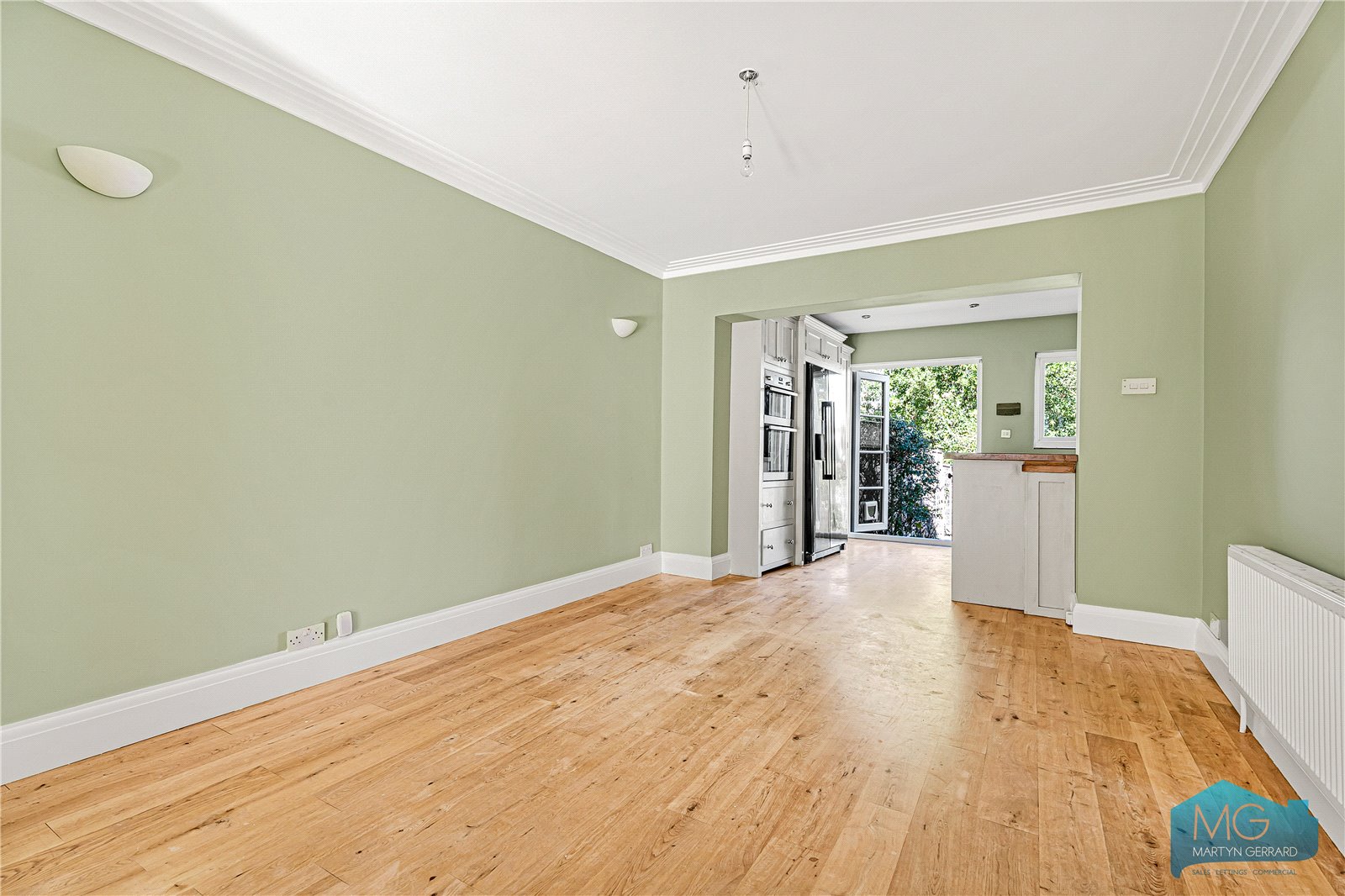 3 bedroom Semi-Detached House for sale - Martyn Gerrard
