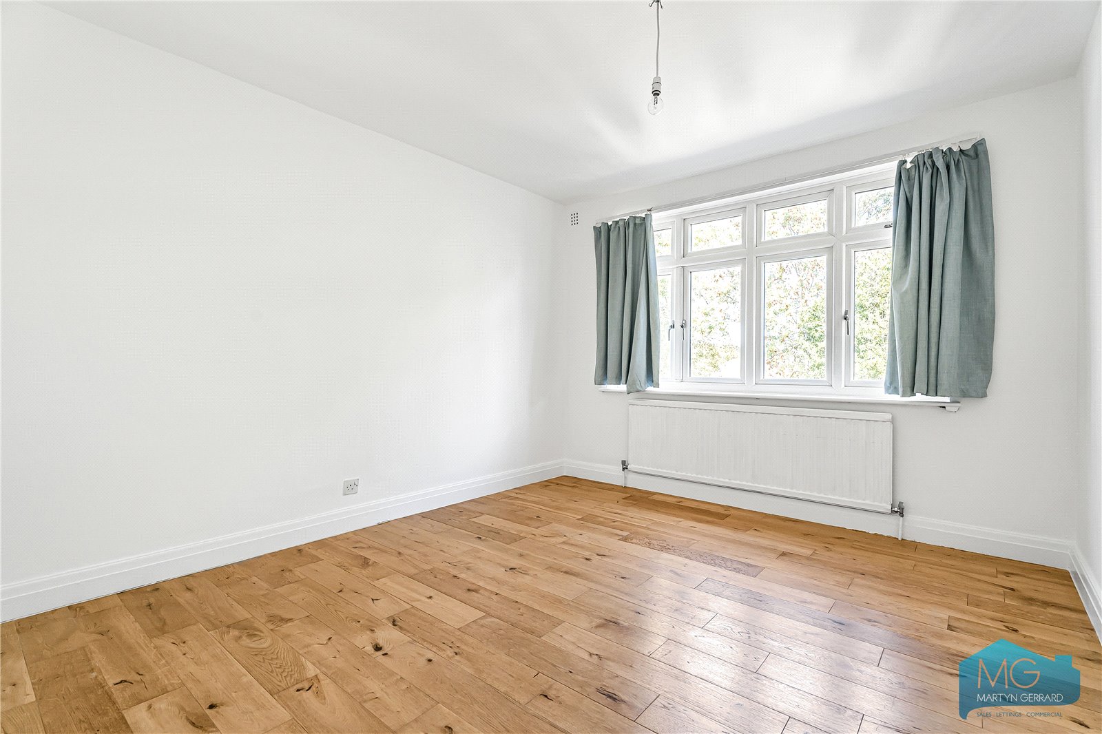 3 bedroom Semi-Detached House for sale - Martyn Gerrard