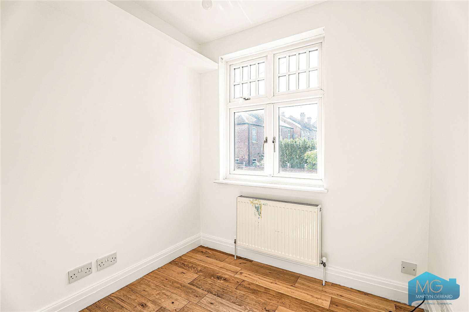 3 bedroom Semi-Detached House for sale - Martyn Gerrard