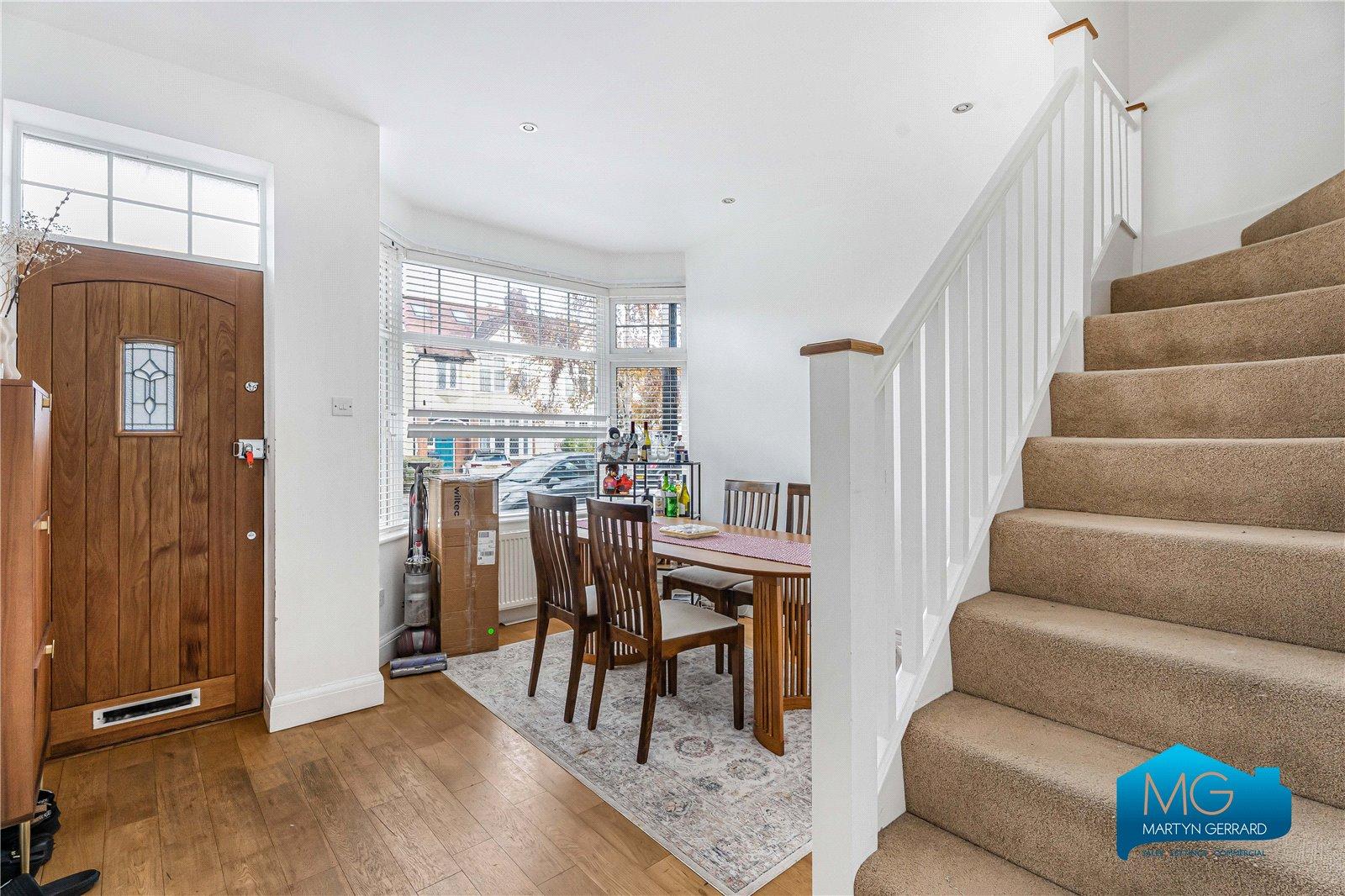 2 bedroom End of Terrace House to rent - Martyn Gerrard