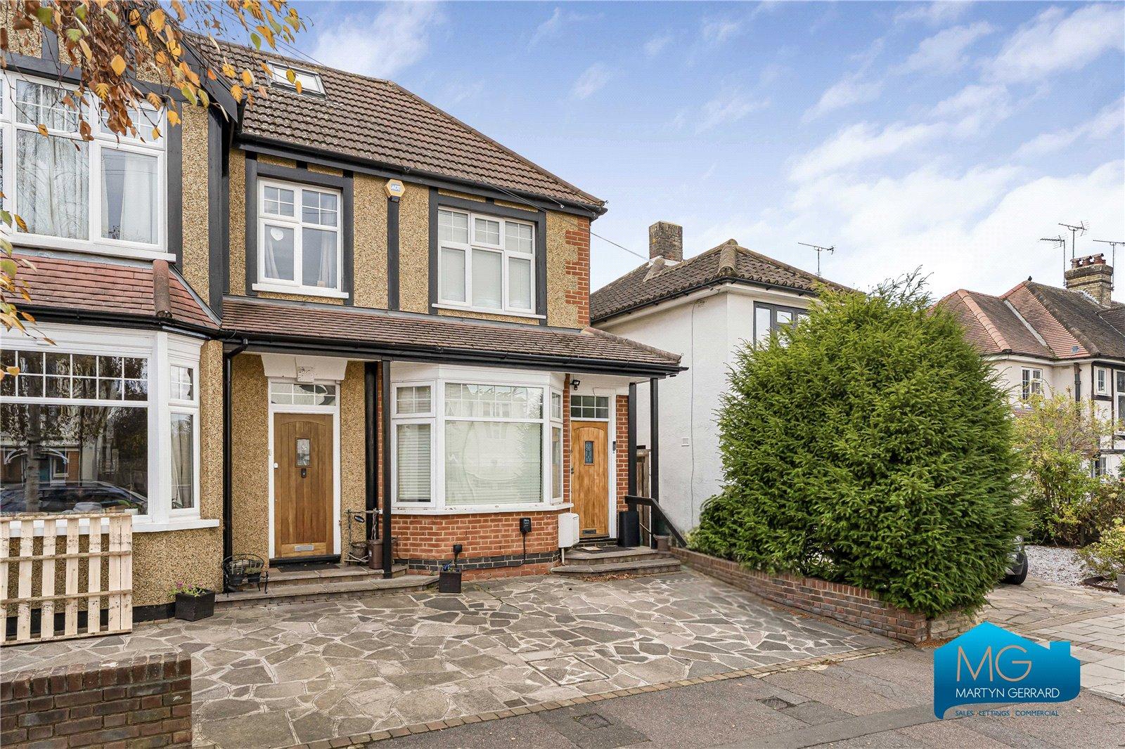 2 bedroom End of Terrace House to rent - Martyn Gerrard