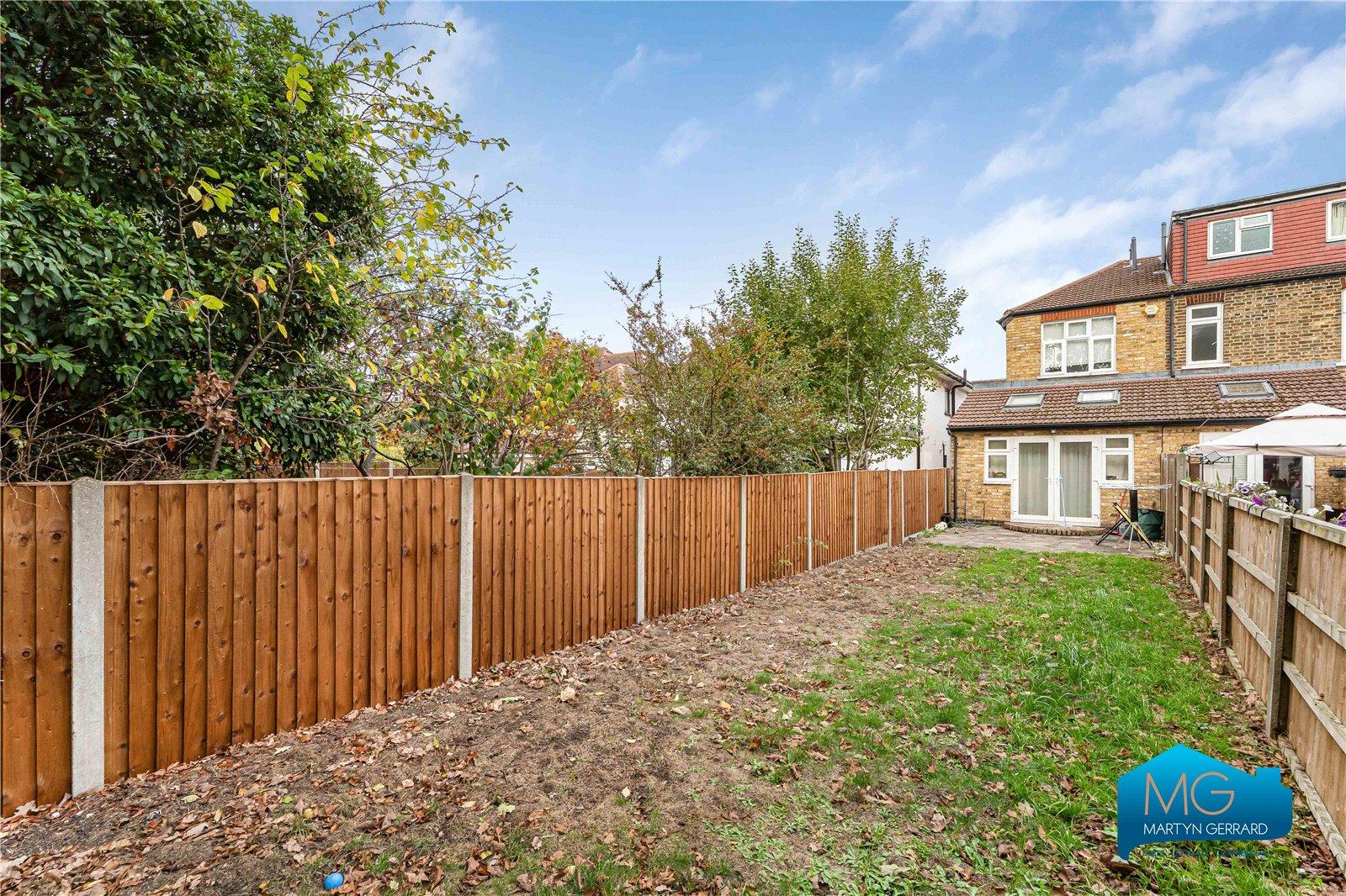 2 bedroom End of Terrace House to rent - Martyn Gerrard
