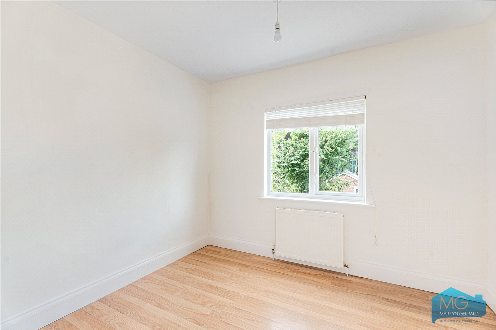 4 bedroom Semi-Detached House for sale - Martyn Gerrard