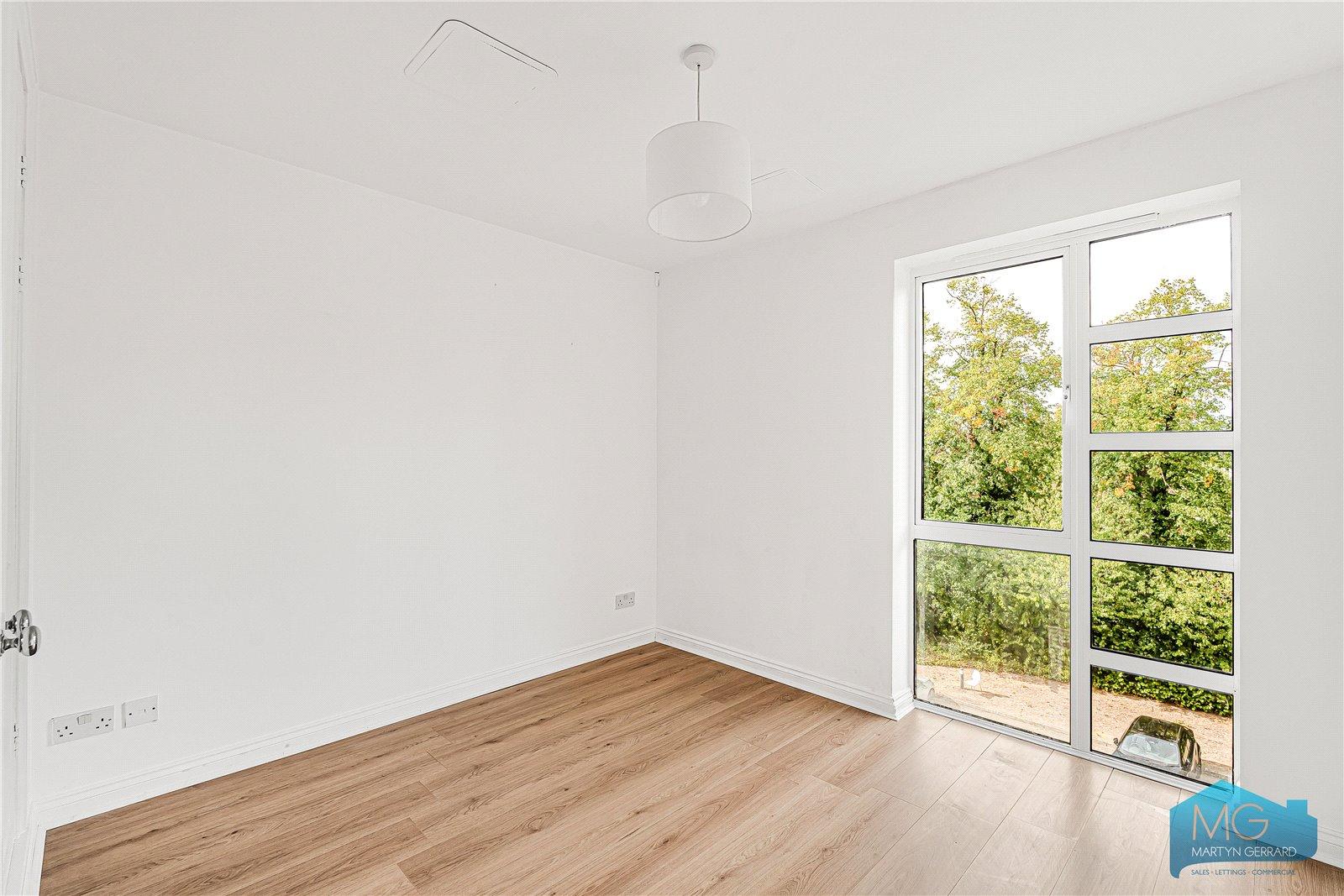 2 bedroom Apartment for sale - Martyn Gerrard