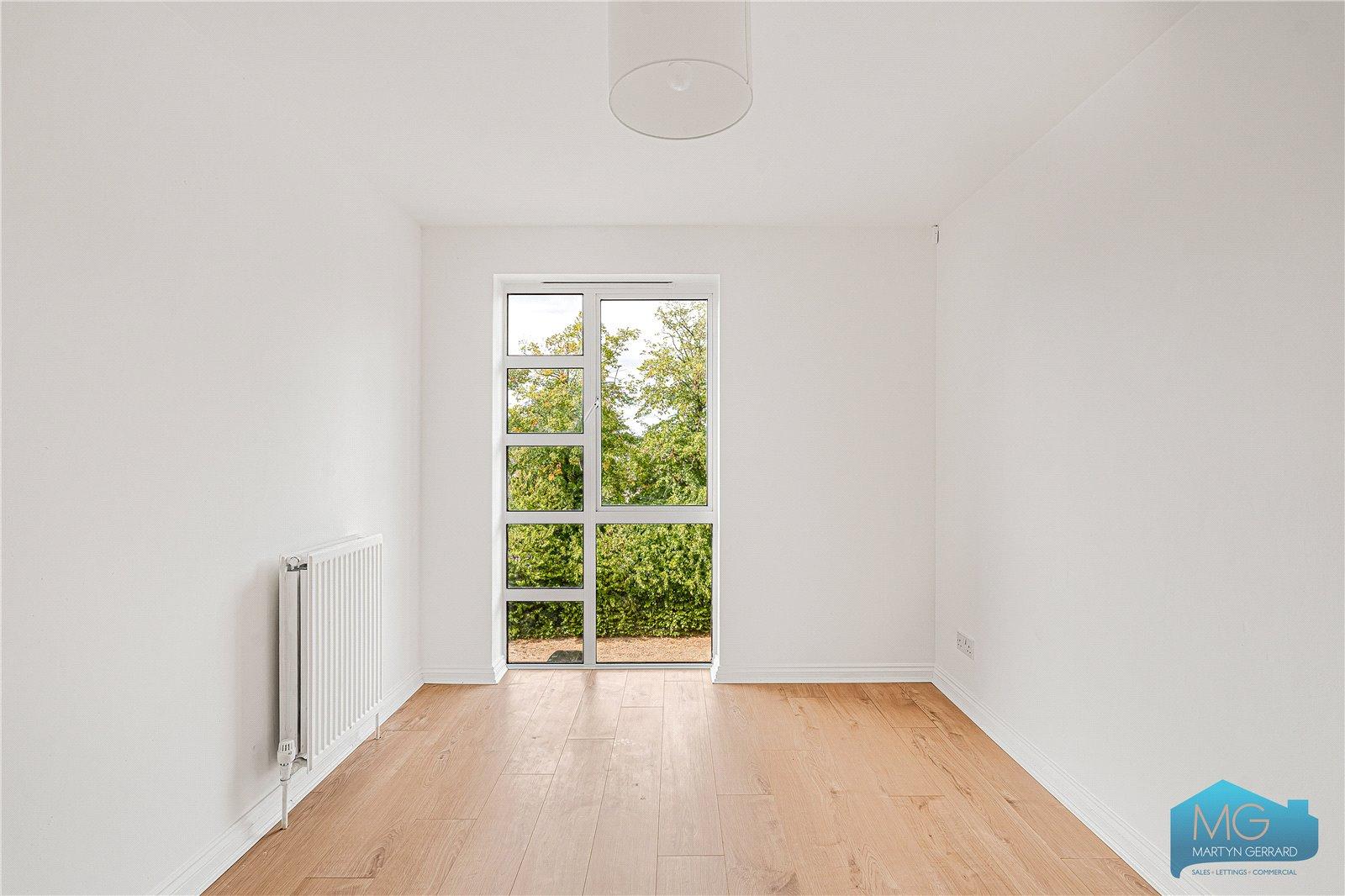 2 bedroom Apartment for sale - Martyn Gerrard