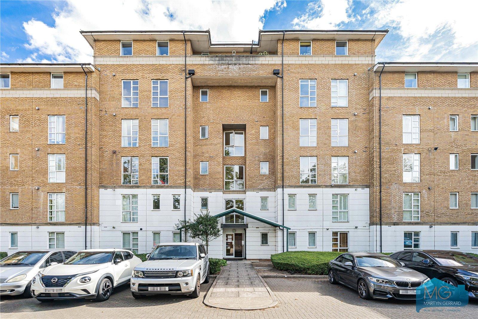 2 bedroom Apartment for sale - Martyn Gerrard
