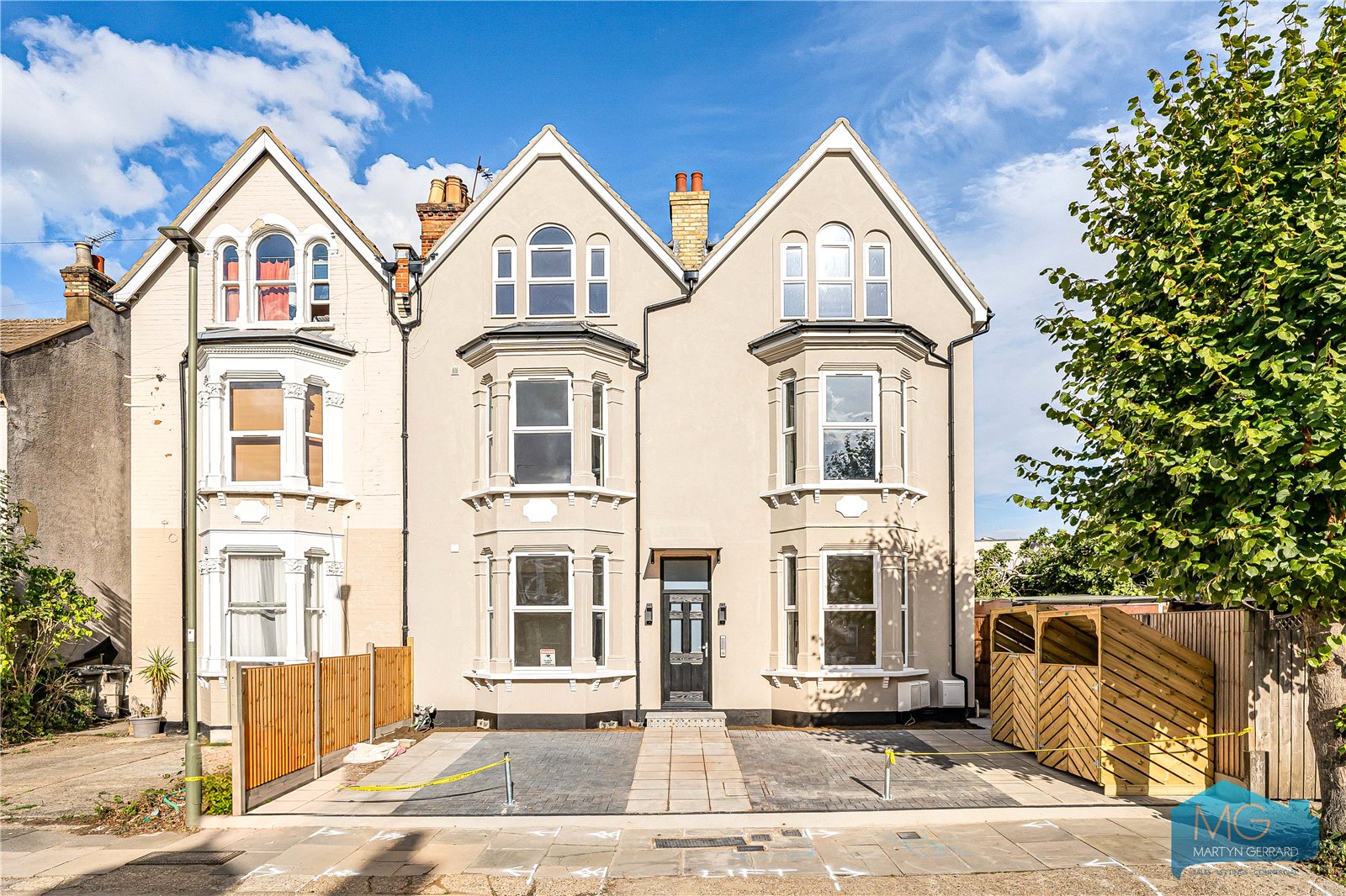 1 bedroom Ground Floor Flat for sale - Martyn Gerrard