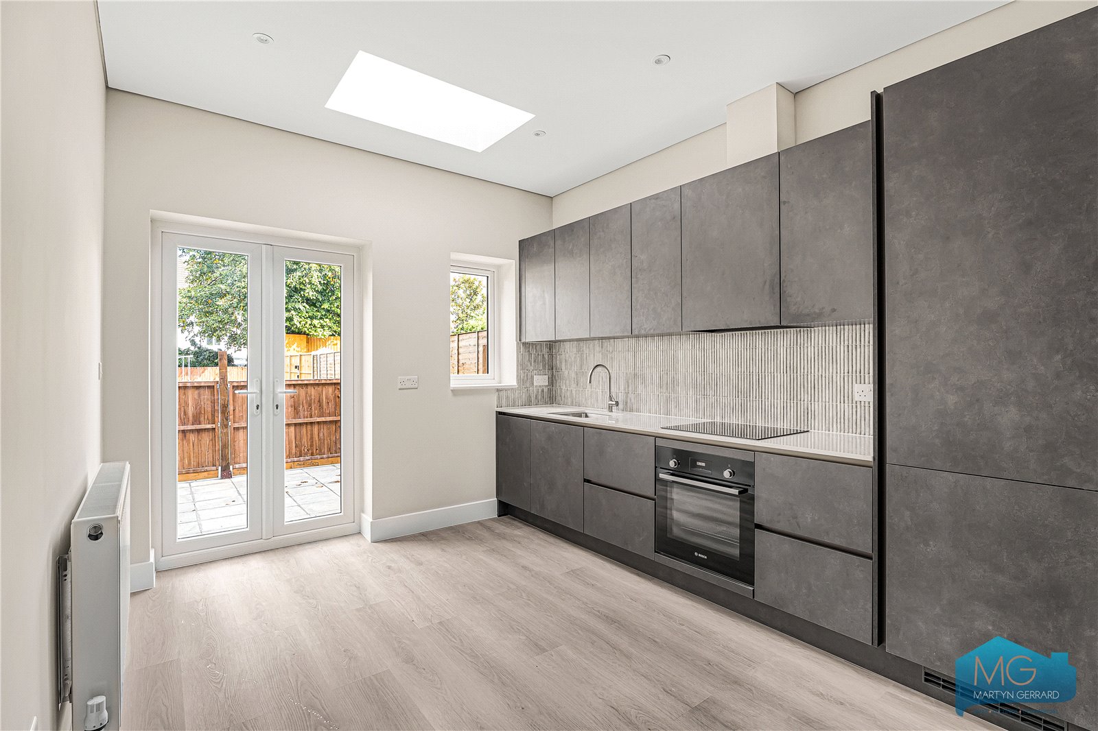 1 bedroom Ground Floor Flat for sale - Martyn Gerrard