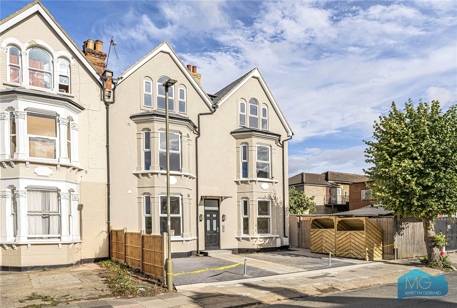 1 bedroom Ground Floor Flat for sale - Martyn Gerrard