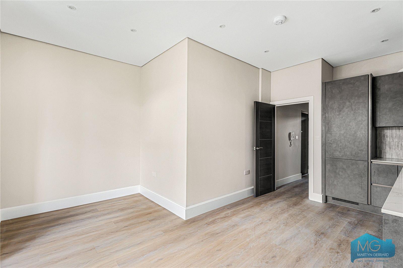 1 bedroom Apartment for sale - Martyn Gerrard