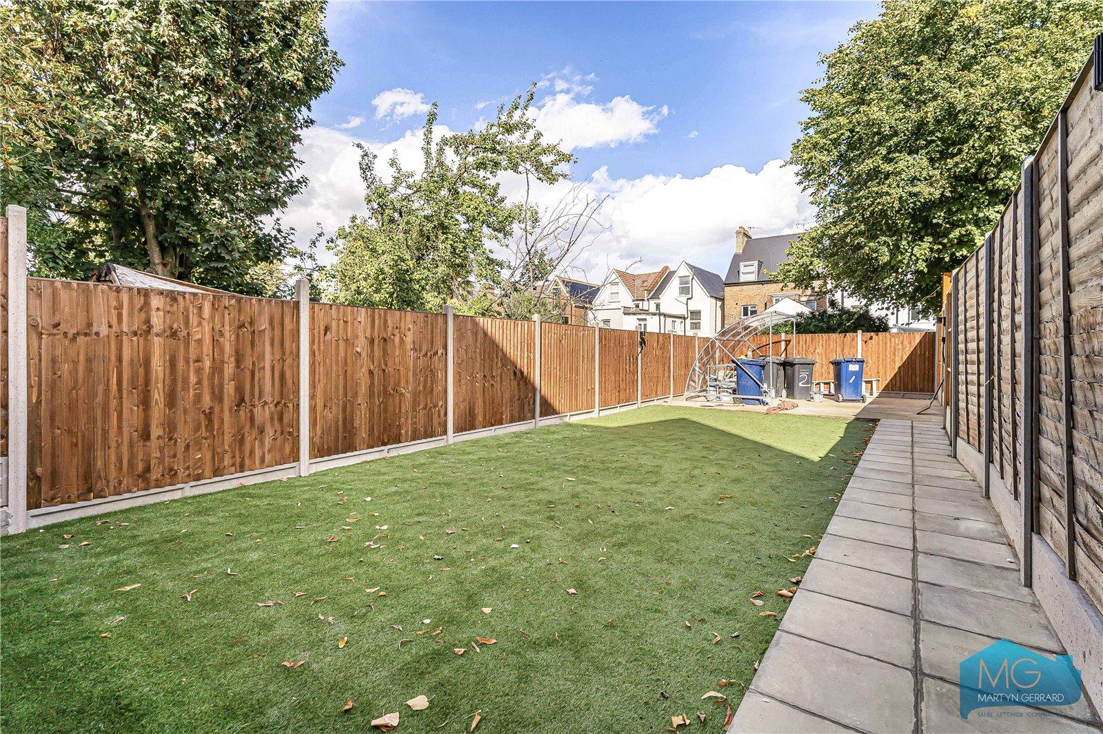 1 bedroom Apartment for sale - Martyn Gerrard