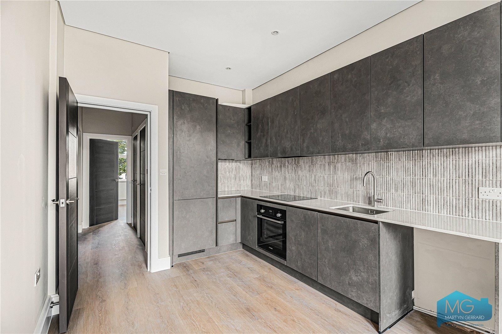 1 bedroom Apartment for sale - Martyn Gerrard