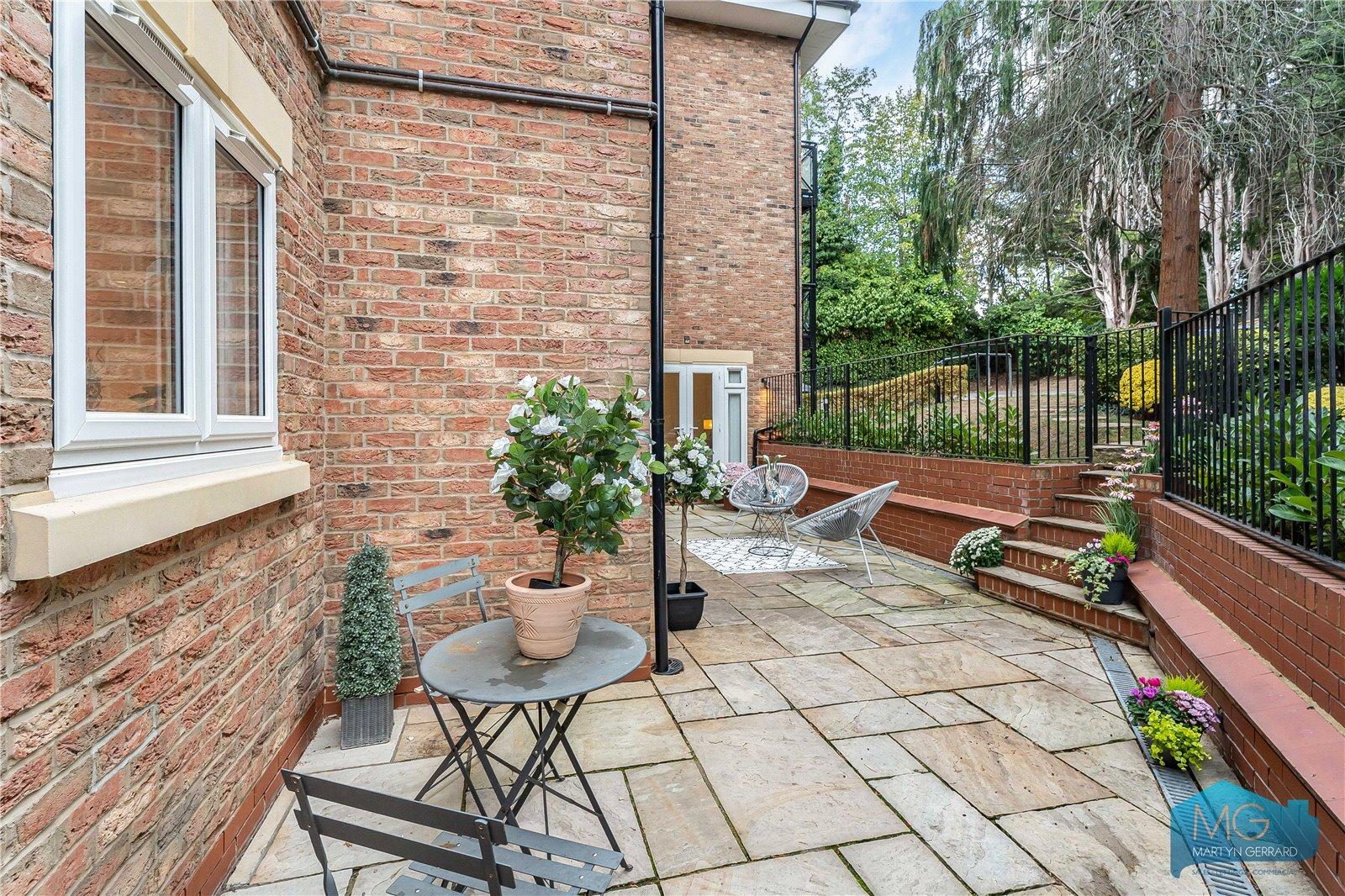 2 bedroom Ground Floor Flat for sale - Martyn Gerrard