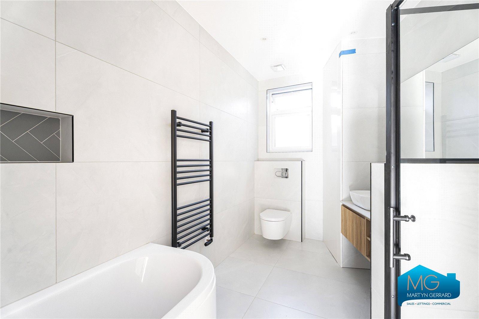 4 bedroom Terraced House to rent - Martyn Gerrard