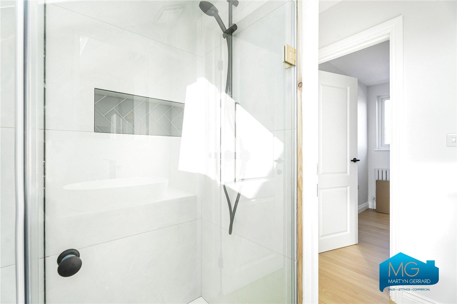 4 bedroom Terraced House to rent - Martyn Gerrard