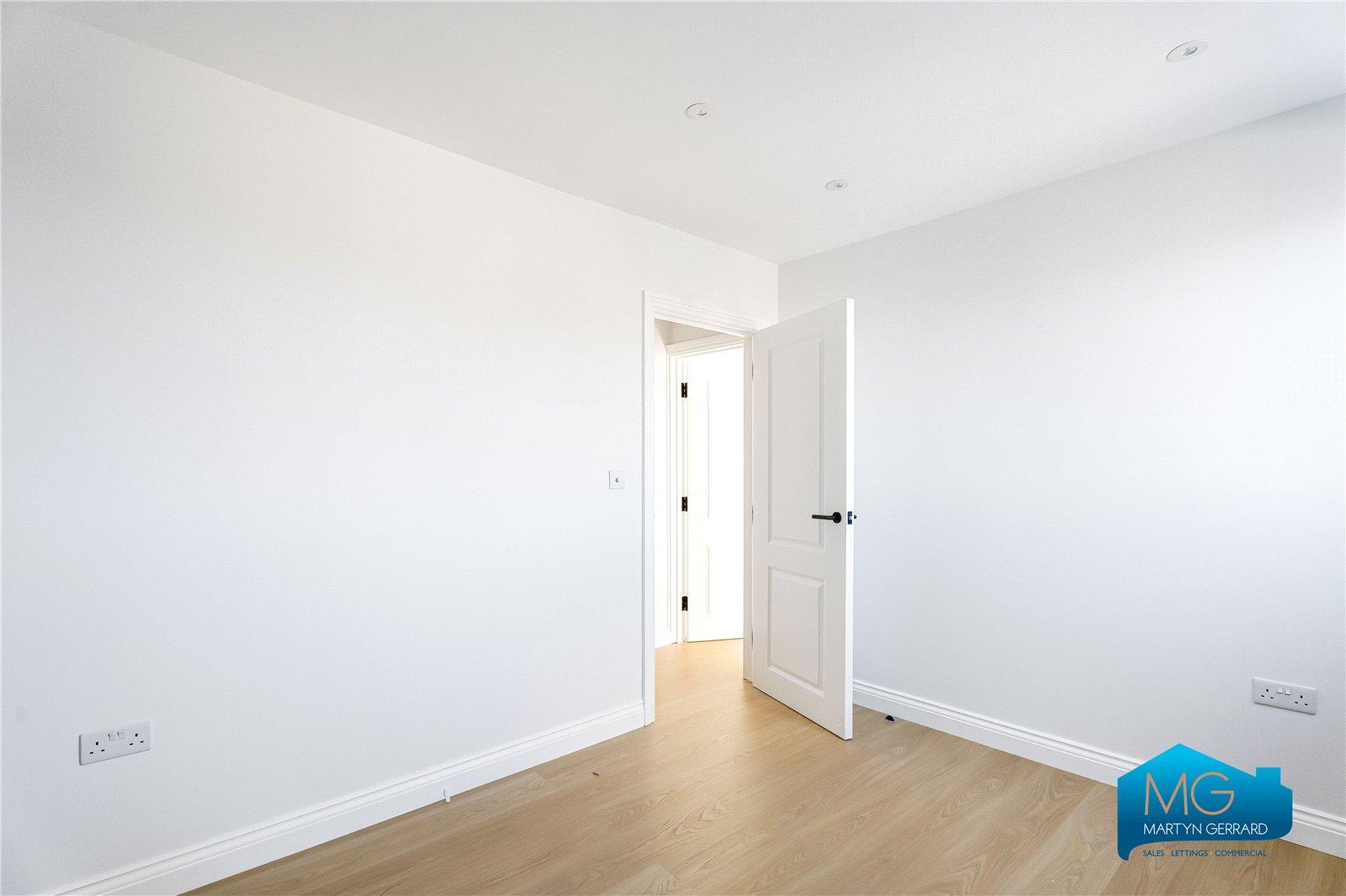 4 bedroom Terraced House to rent - Martyn Gerrard