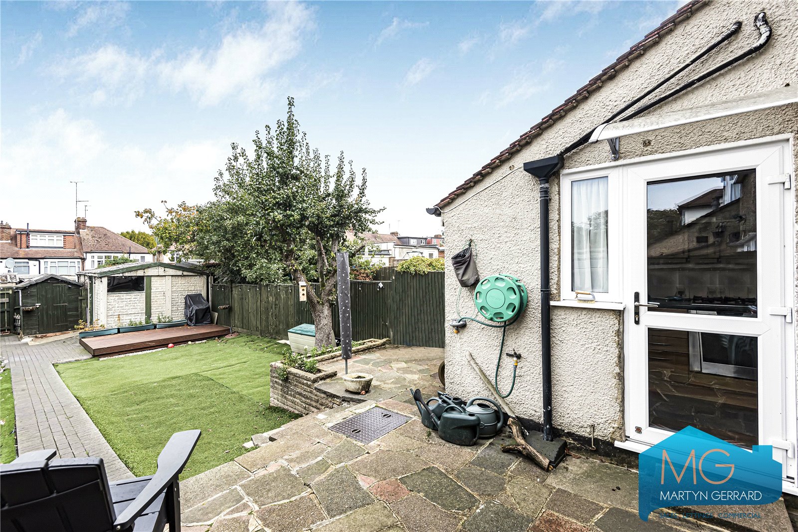 3 bedroom End of Terrace House for sale - Martyn Gerrard