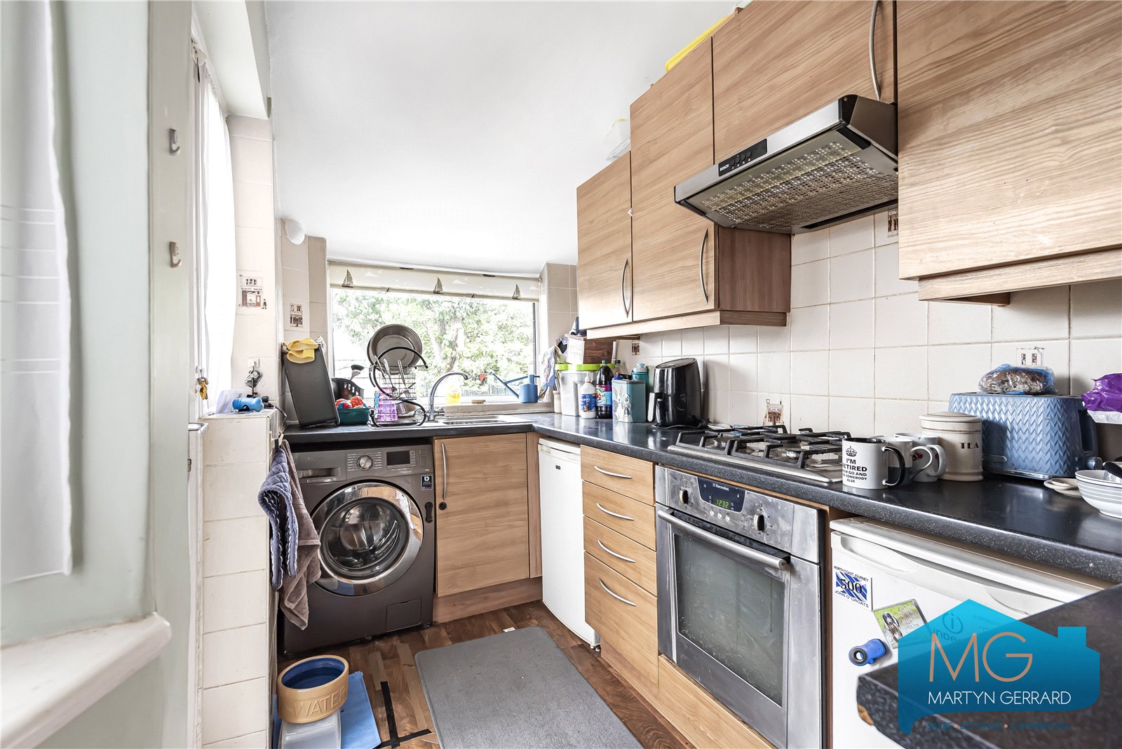3 bedroom End of Terrace House for sale - Martyn Gerrard