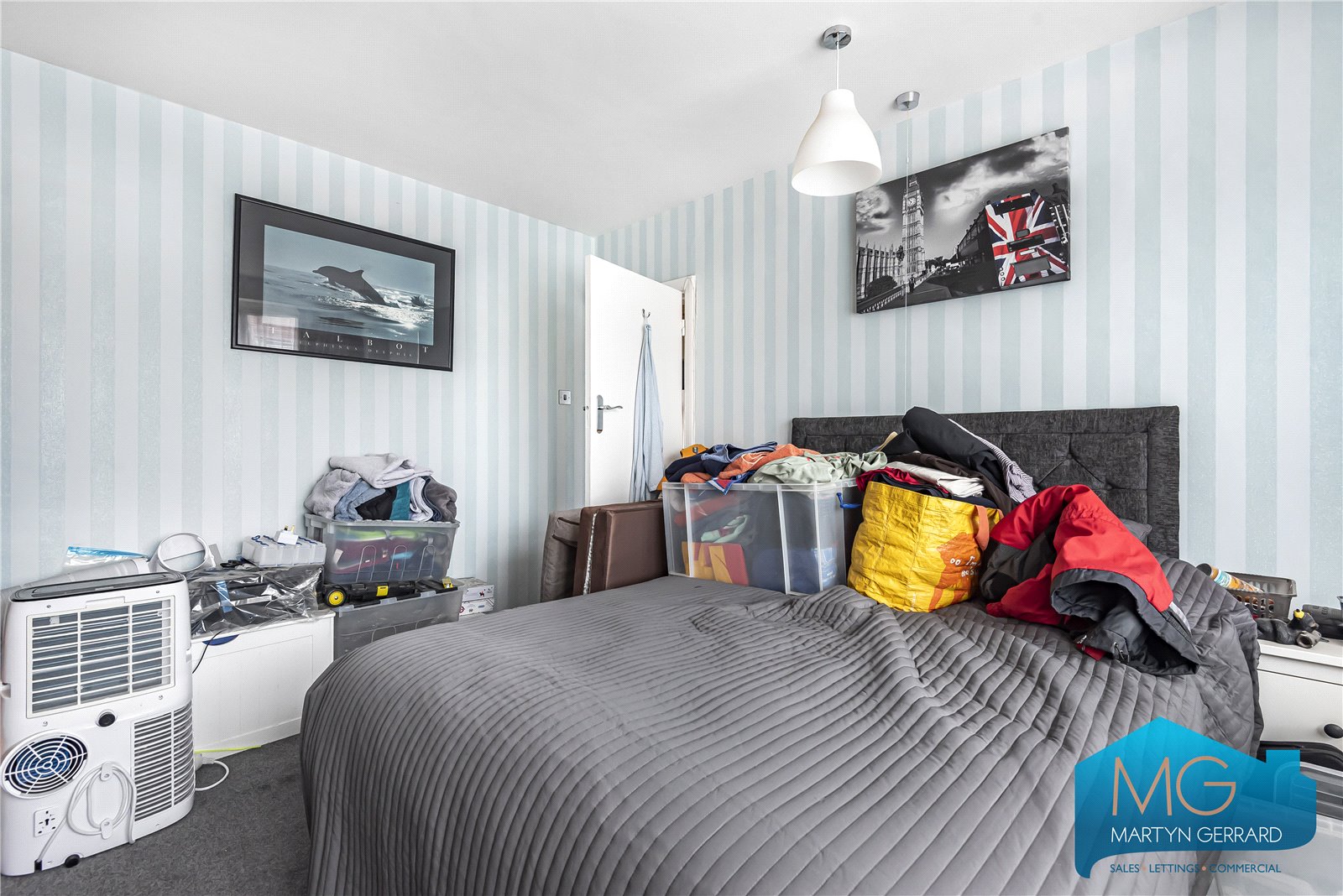 3 bedroom End of Terrace House for sale - Martyn Gerrard