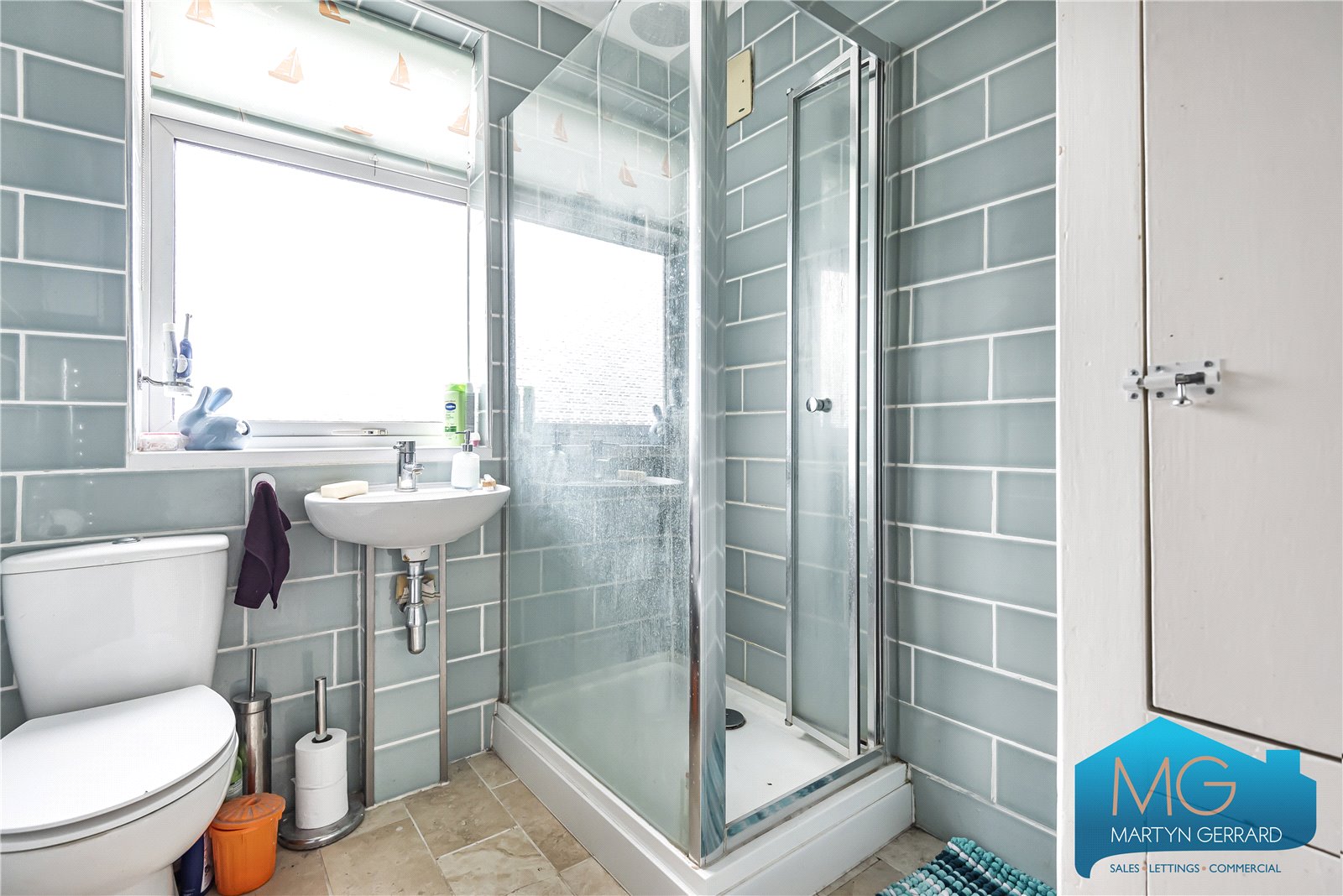 3 bedroom End of Terrace House for sale - Martyn Gerrard