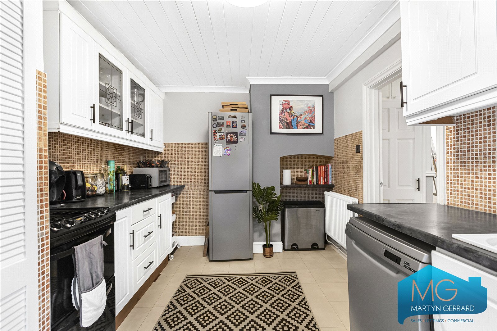 2 bedroom Maisonette for sale - Martyn Gerrard
