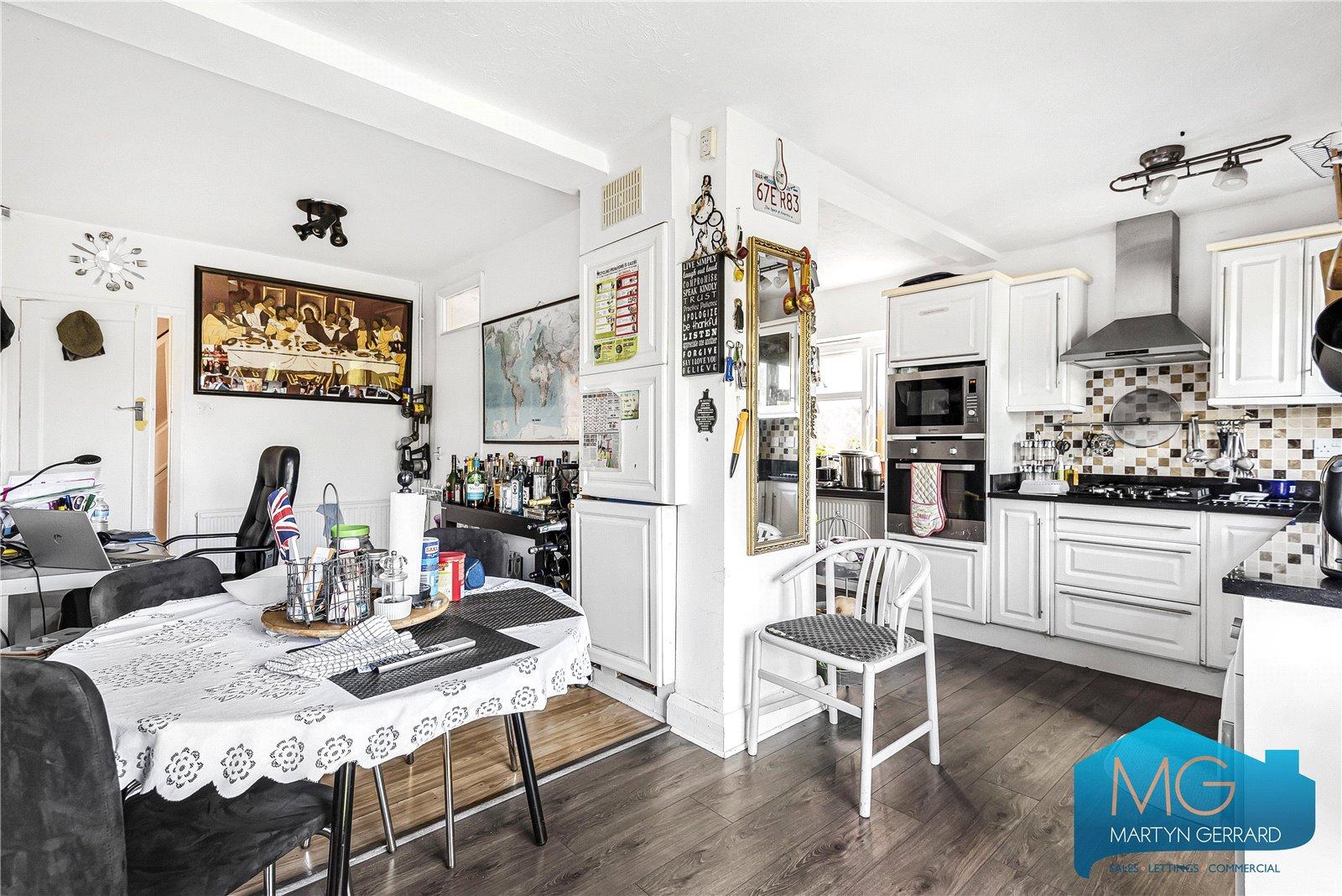 5 bedroom Semi-Detached House for sale - Martyn Gerrard