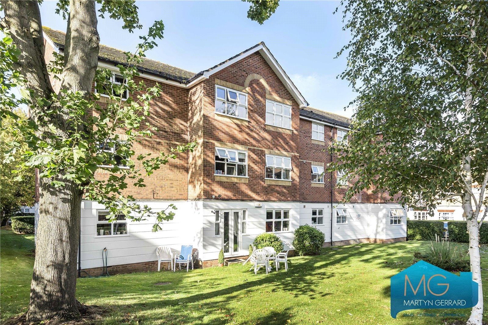 2 bedroom Apartment for sale - Martyn Gerrard