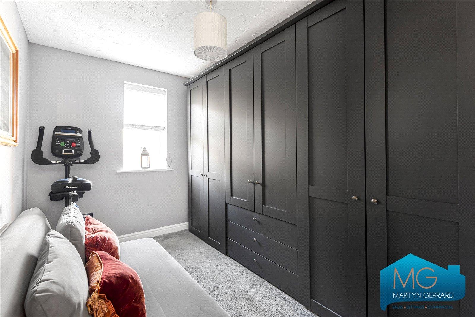 2 bedroom Apartment for sale - Martyn Gerrard