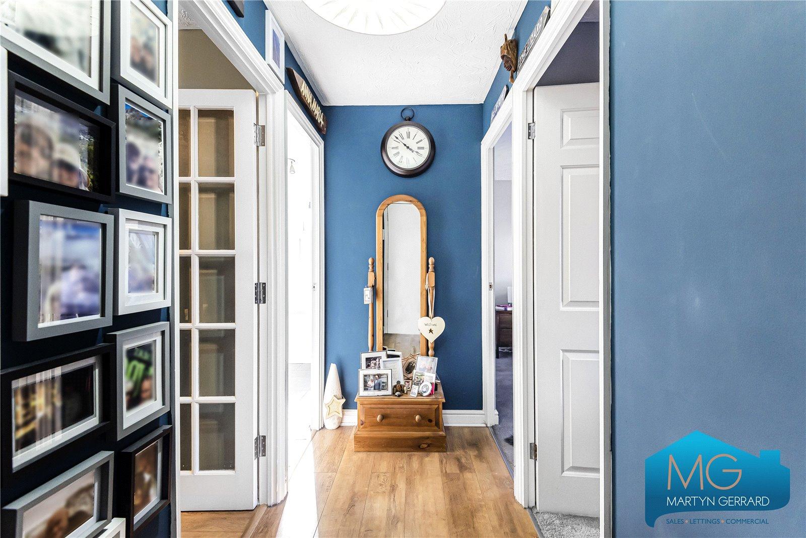 2 bedroom Apartment for sale - Martyn Gerrard