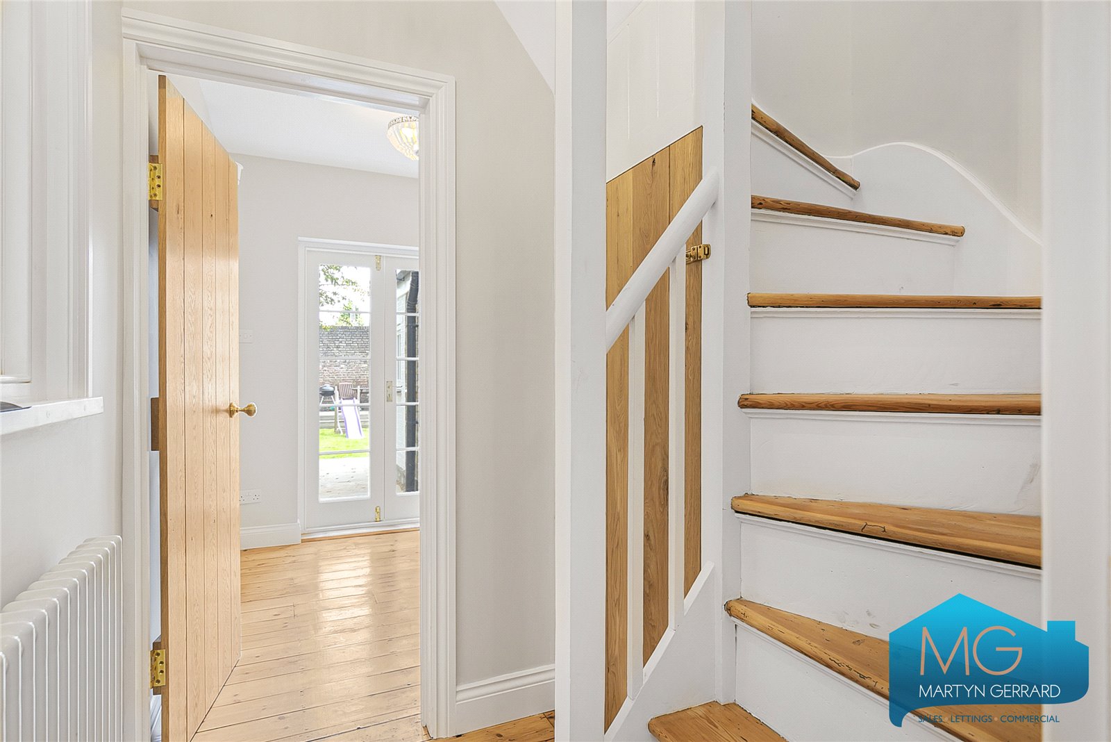 2 bedroom End of Terrace House for sale - Martyn Gerrard