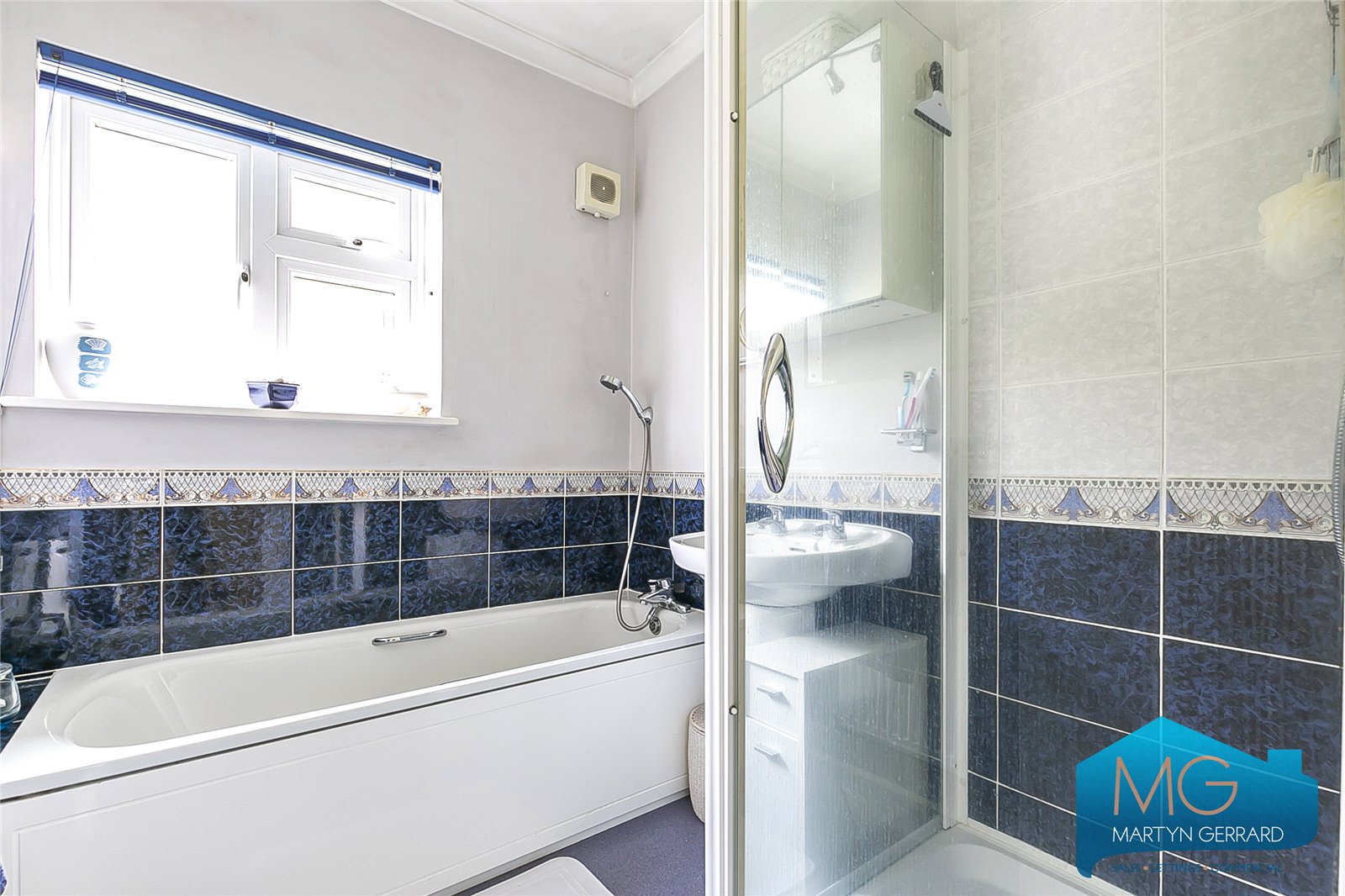 4 bedroom Detached House for sale - Martyn Gerrard