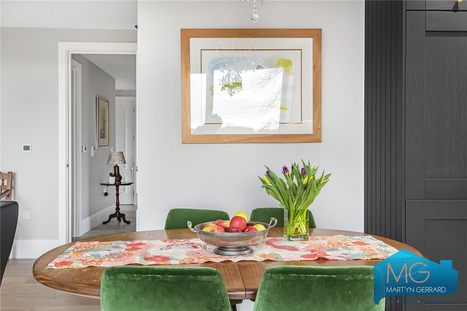 3 bedroom Apartment for sale - Martyn Gerrard