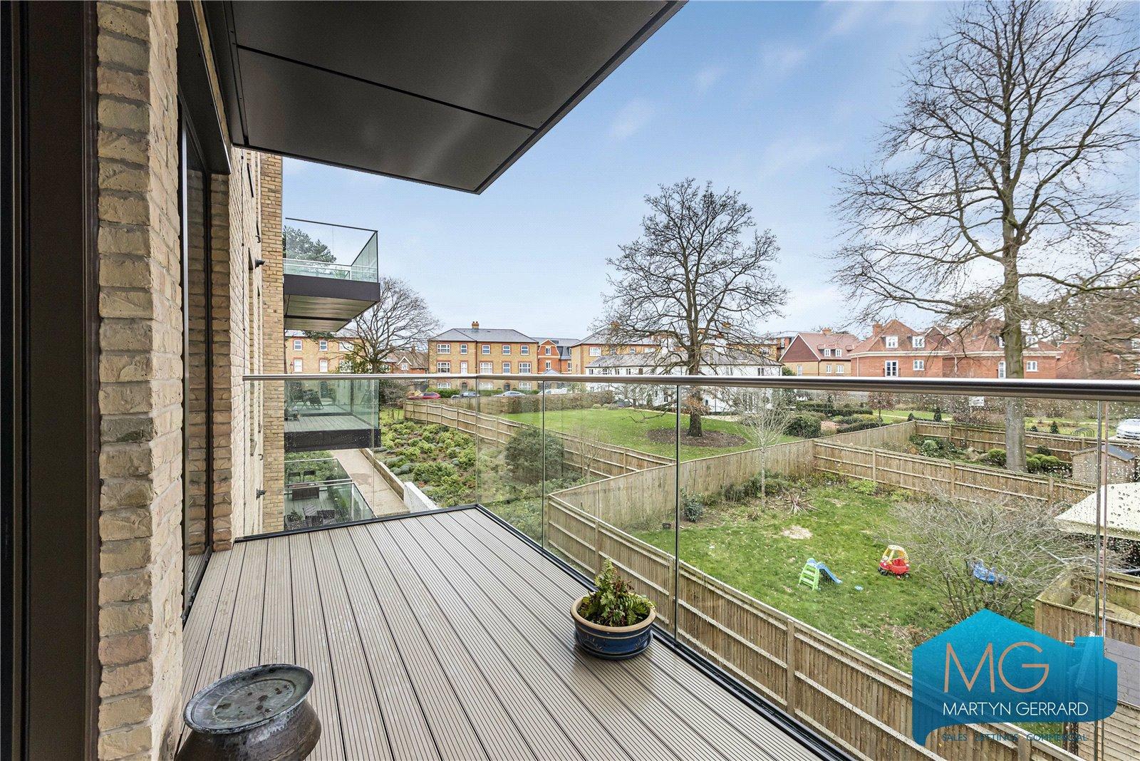 3 bedroom Apartment for sale - Martyn Gerrard