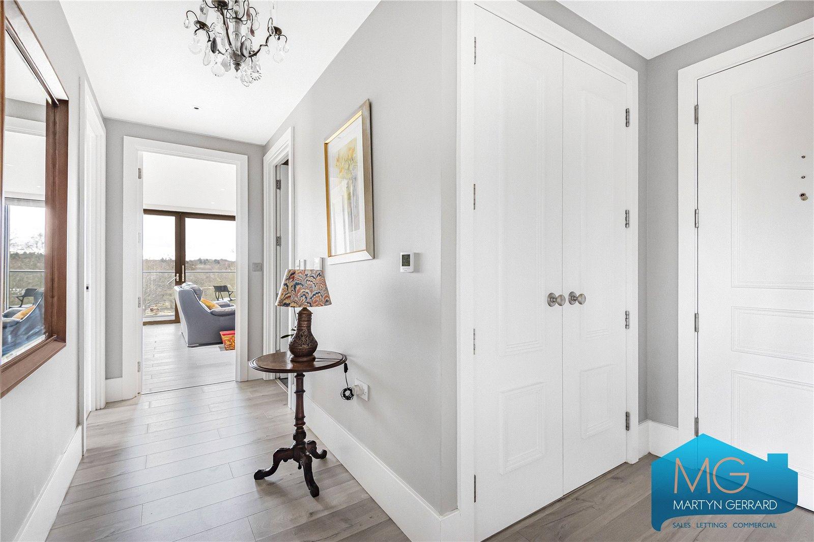 3 bedroom Apartment for sale - Martyn Gerrard