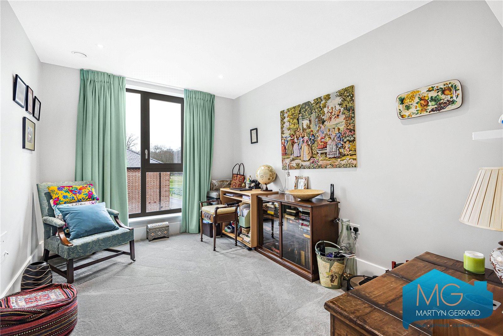 3 bedroom Apartment for sale - Martyn Gerrard