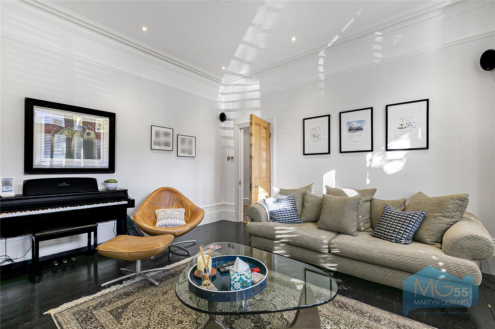 4 bedroom Semi-Detached House for sale - Martyn Gerrard