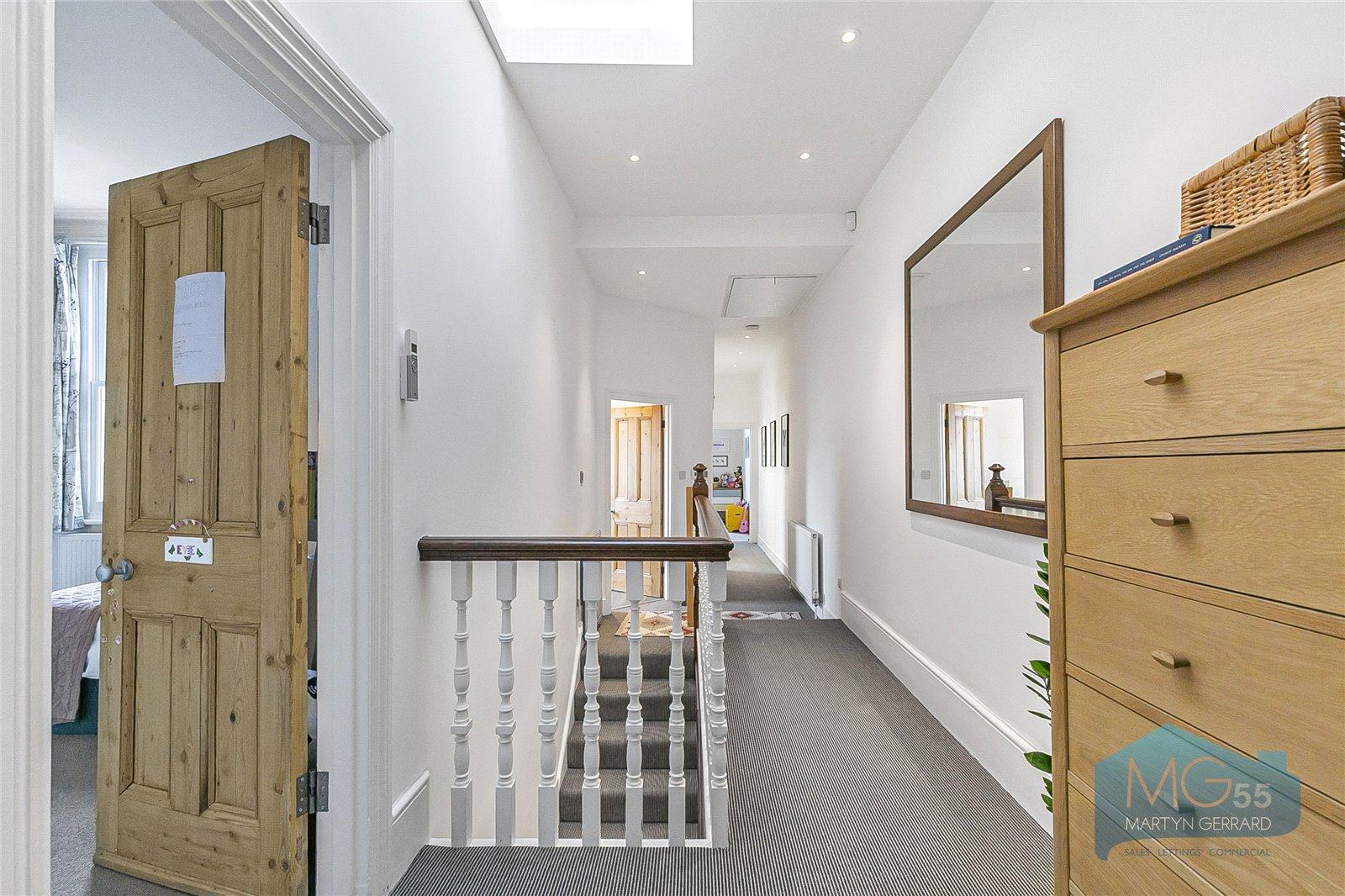 4 bedroom Semi-Detached House for sale - Martyn Gerrard