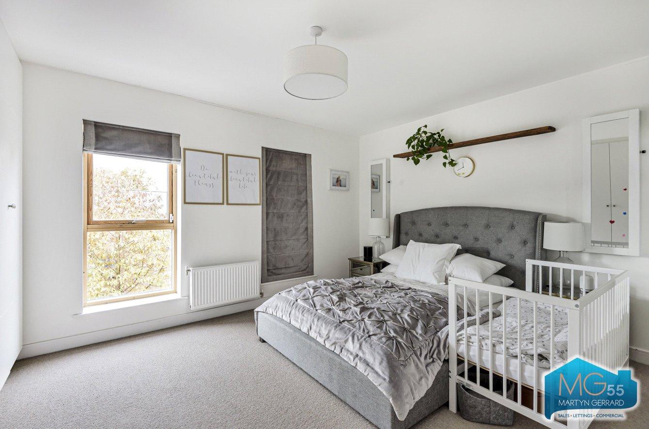 4 bedroom House to rent - Martyn Gerrard
