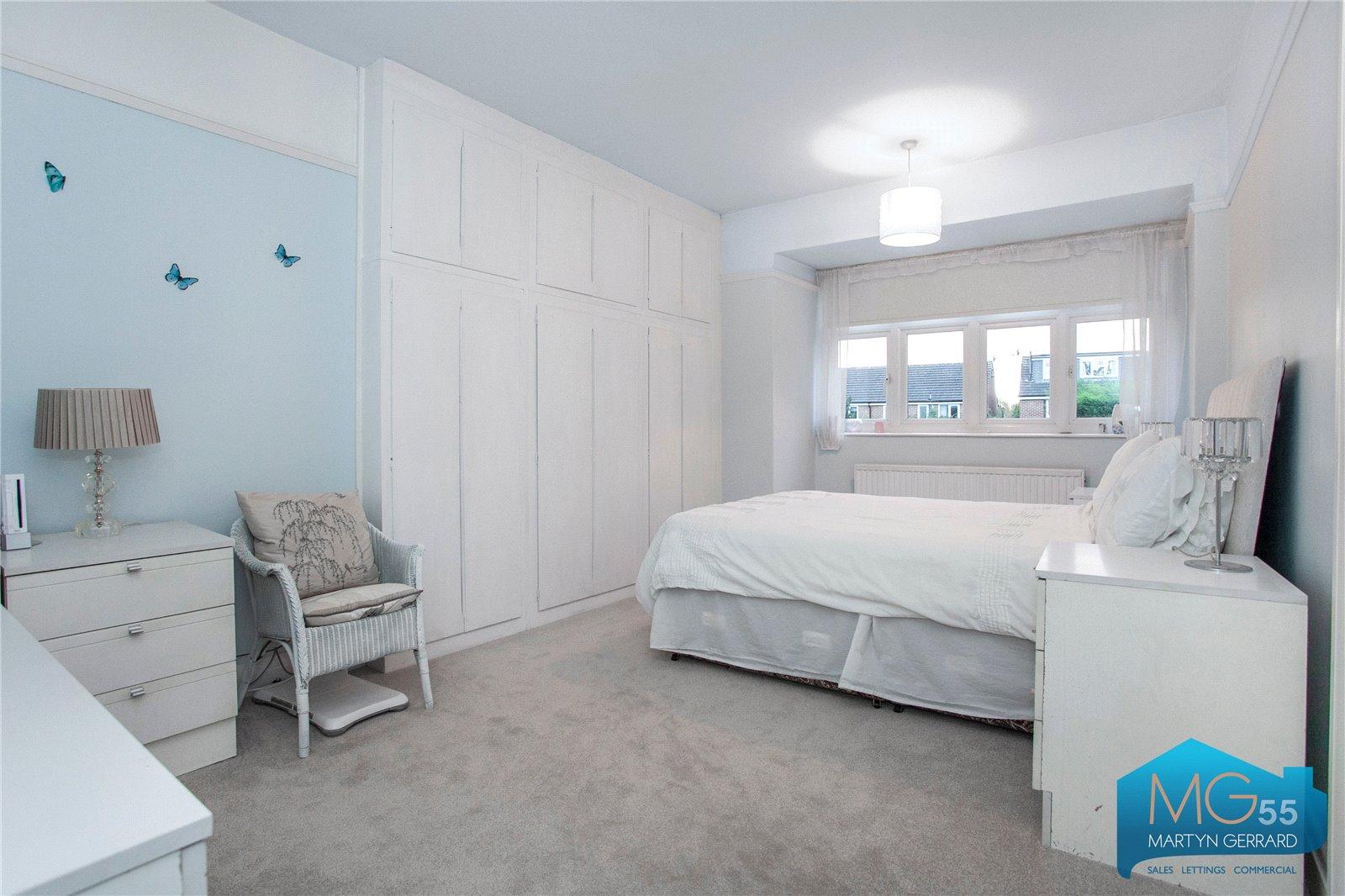 4 bedroom Semi-Detached House to rent - Martyn Gerrard