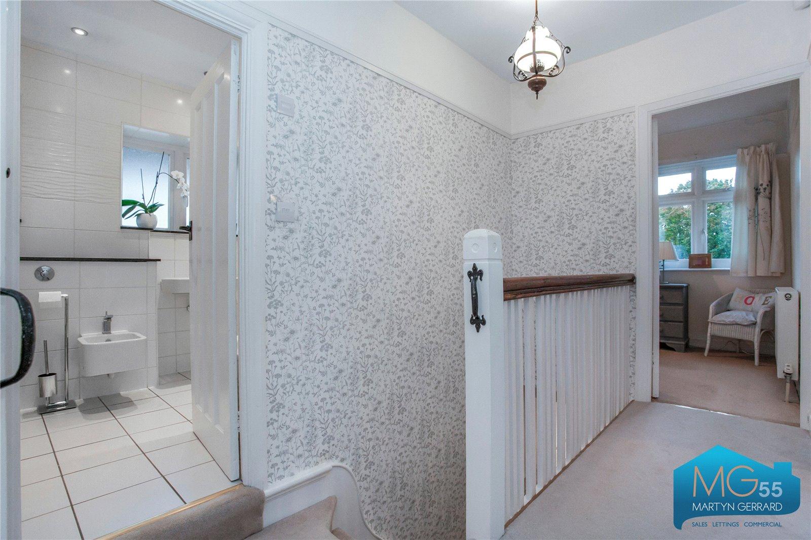 4 bedroom Semi-Detached House to rent - Martyn Gerrard