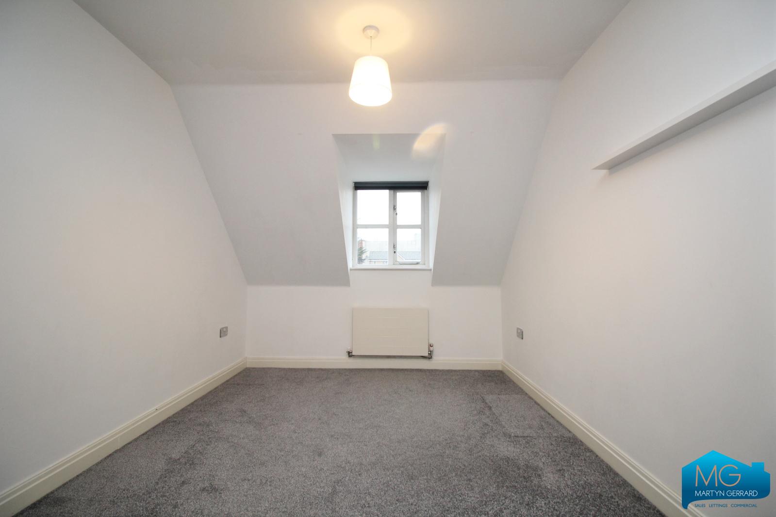 4 bedroom Terraced House to rent - Martyn Gerrard