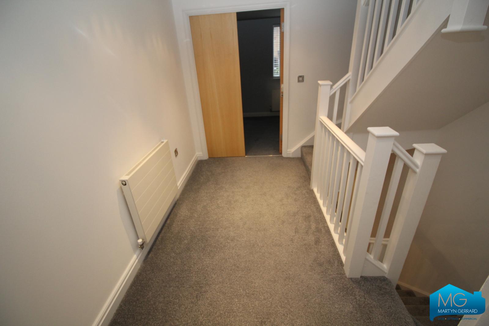 4 bedroom Terraced House to rent - Martyn Gerrard