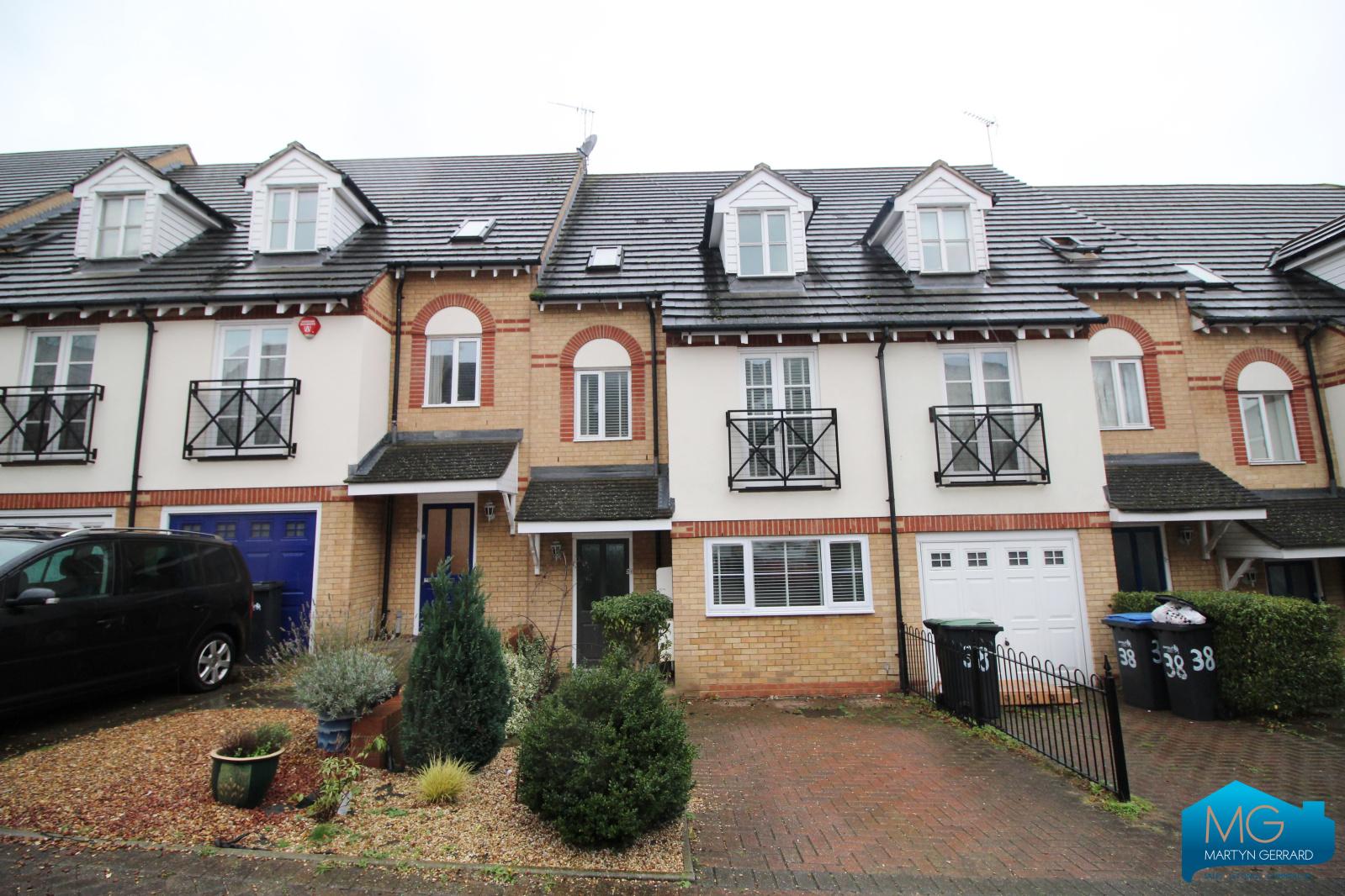4 bedroom Terraced House to rent - Martyn Gerrard