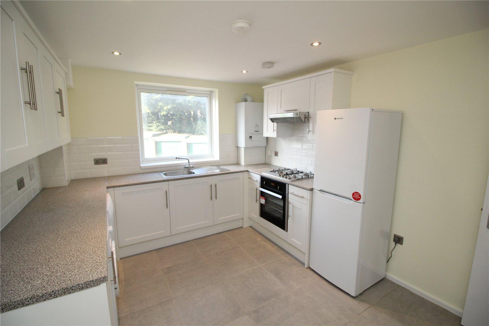 2 bedroom Apartment to rent - Martyn Gerrard