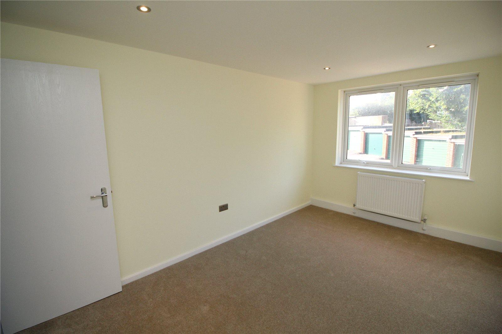 2 bedroom Apartment to rent - Martyn Gerrard