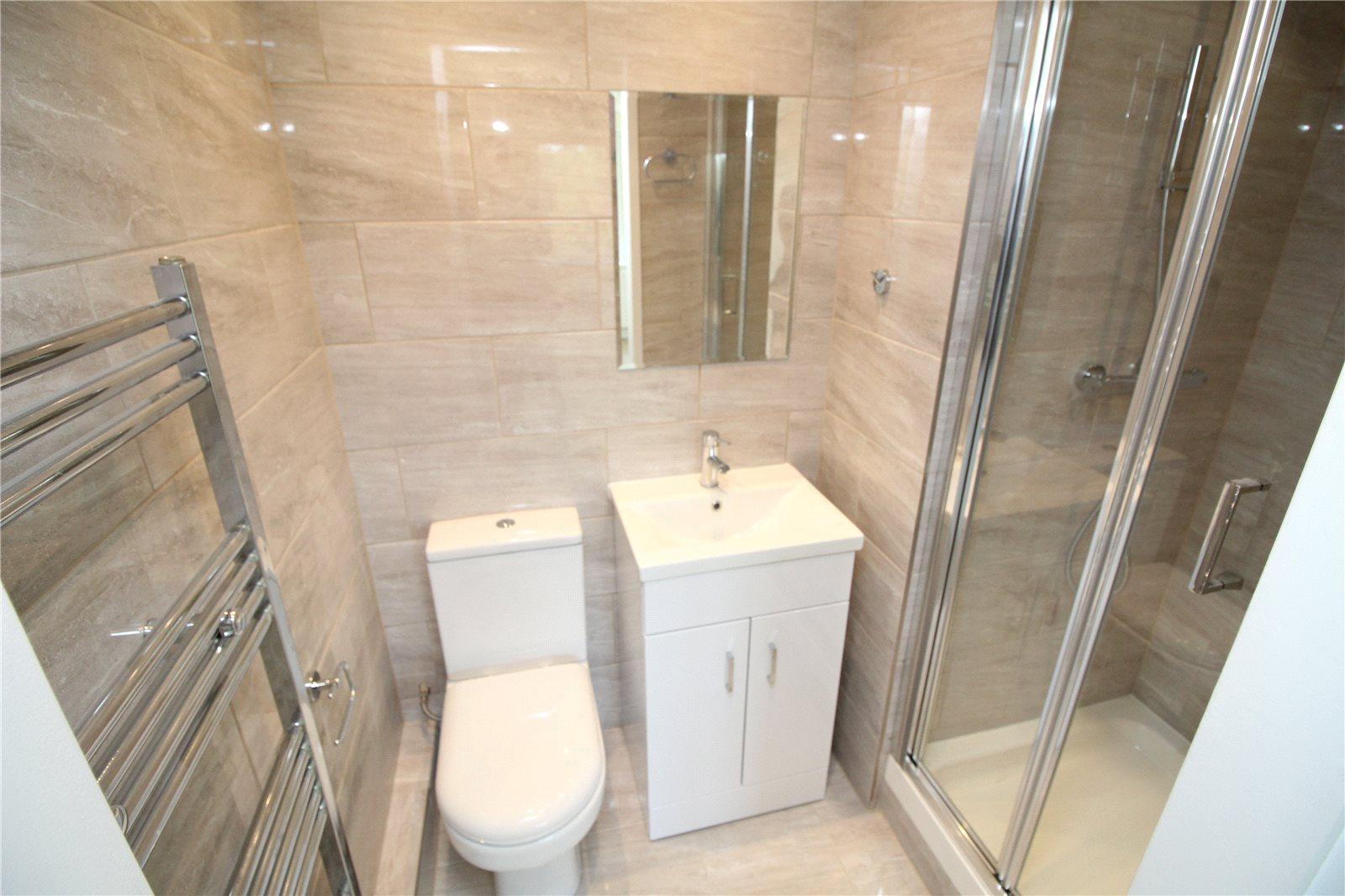 2 bedroom Apartment to rent - Martyn Gerrard