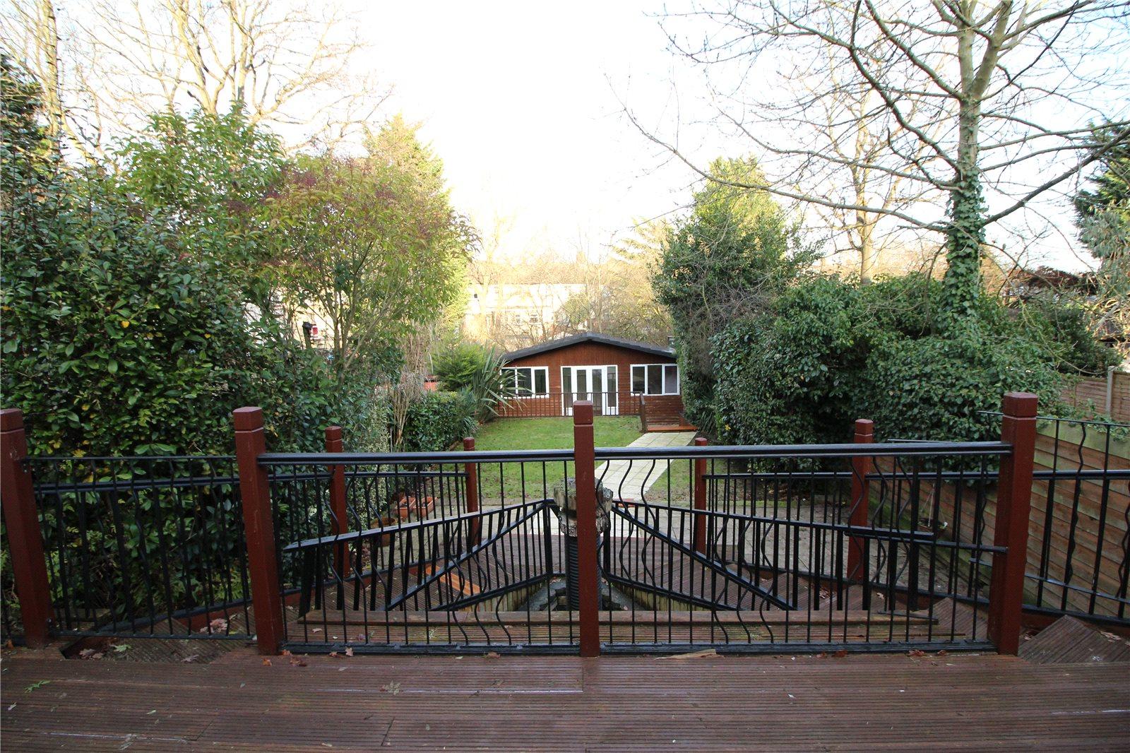 3 bedroom Terraced House to rent - Martyn Gerrard