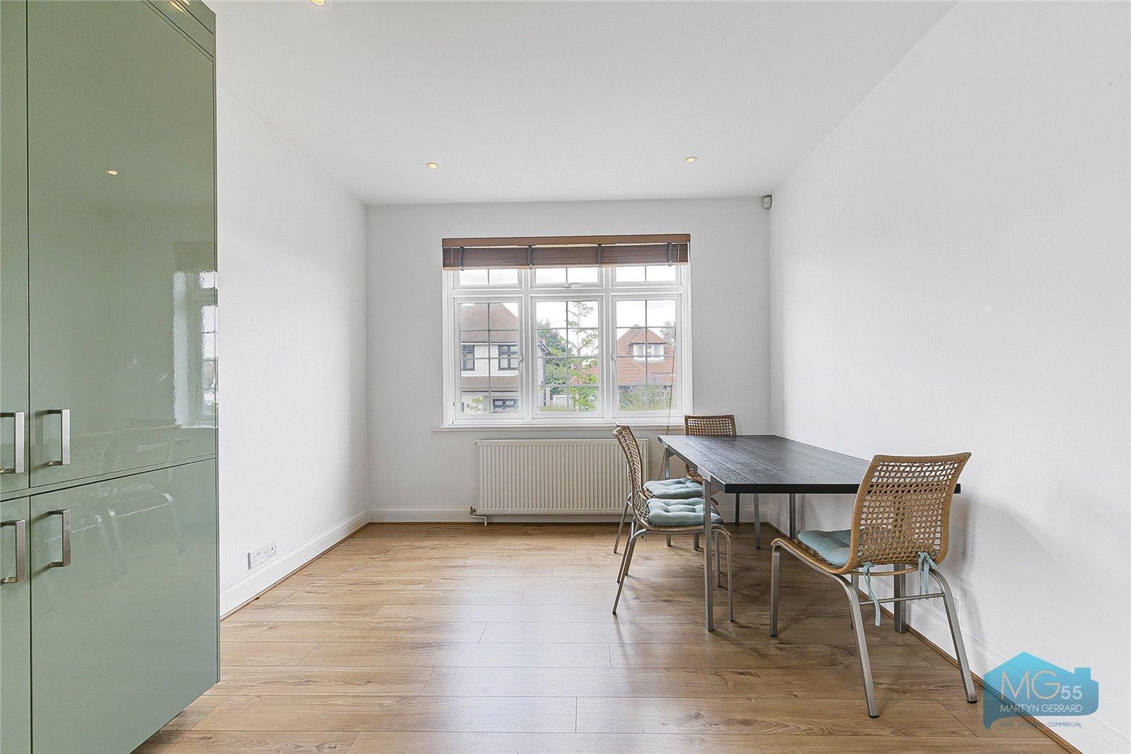 3 bedroom House to rent - Martyn Gerrard
