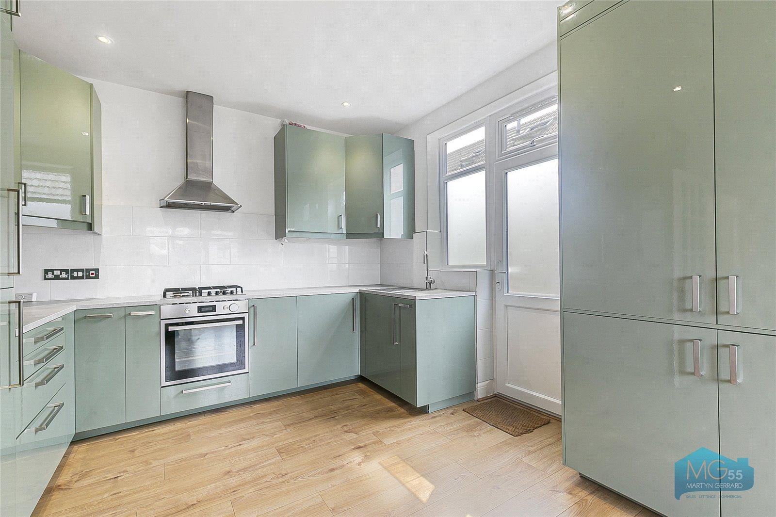 3 bedroom House to rent - Martyn Gerrard